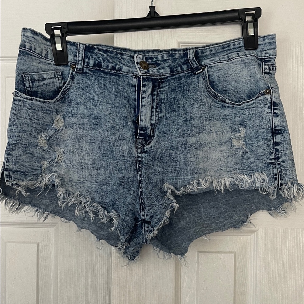 Denim Frayed Hem Women Shorts
